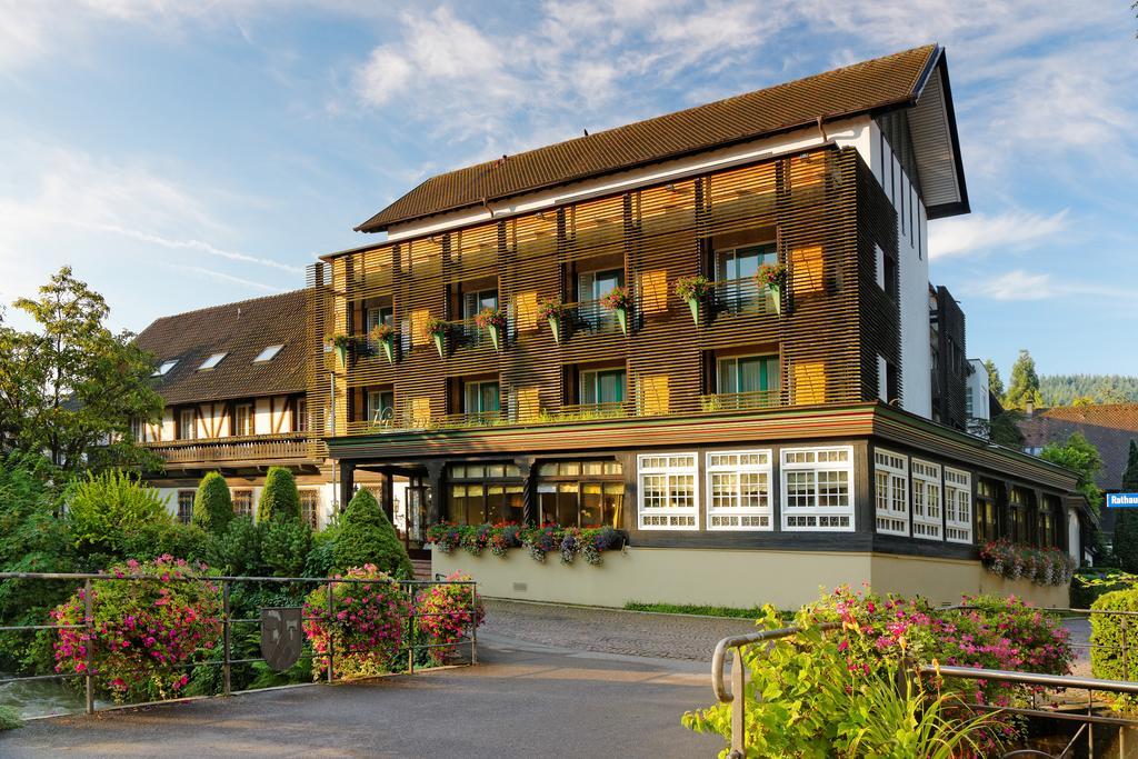 Hotel Hirschen Glottertal Eksteriør bilde